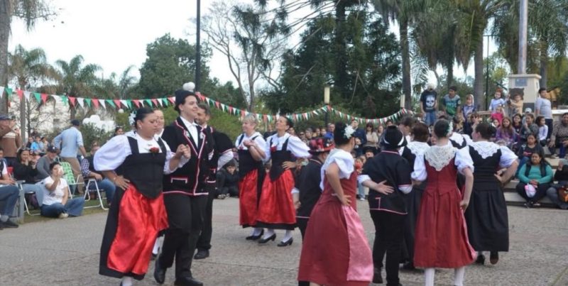 Romang celebró una multitudinaria Fiesta Provincial Suiza