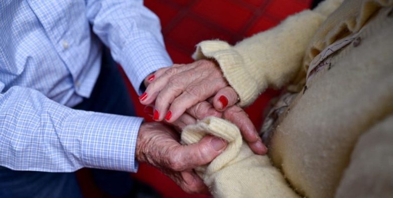 Soledad no deseada: alerta por el impacto del aislamiento y las políticas públicas en la región