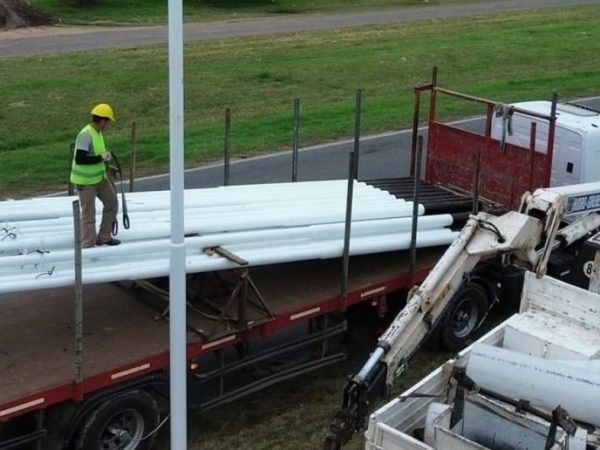 Autopista Santa Fe – Rosario: avanzan con la instalación de luminarias LED y anuncian obras para el tercer carril