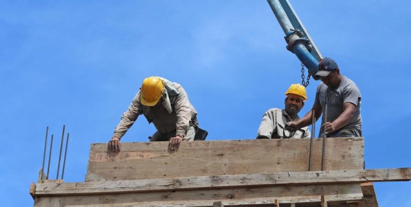 La industria acumula una caída del 2% en el año y enciende alertas en el sector productivo