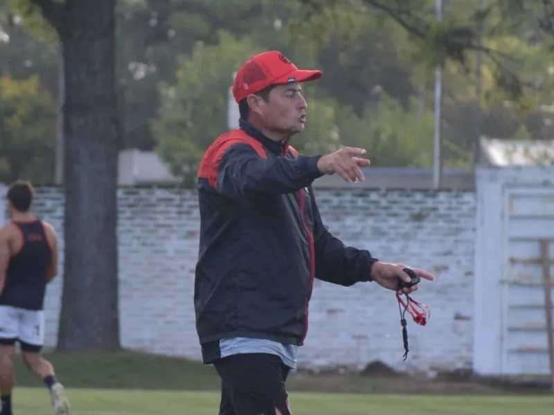 Patronato volvió a entrenar con Candia a la cabeza