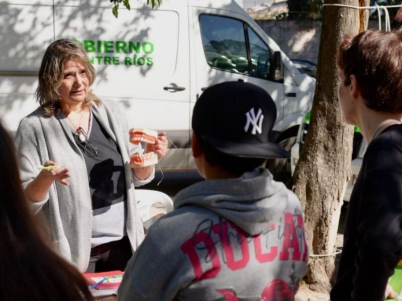 El programa provincial «ER con Vos» brindó atención y servicios en Paraná