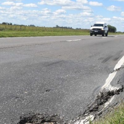 Santa Fe reclama a la Nación por una brecha millonaria en fondos viales y subejecución de impuestos
