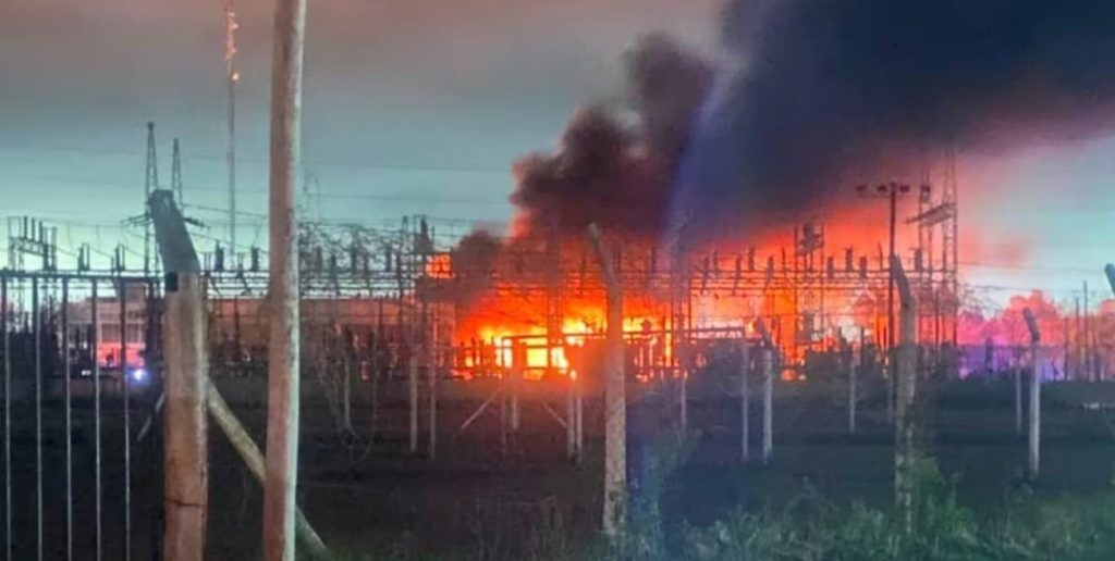 Incendio en una estación transformadora de La Plata dejó sin luz a gran parte de la ciudad