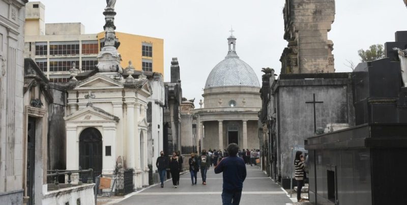 Cementerio Municipal de Santa Fe: más de la mitad de los nichos registra deudas en el pago de la tasa local
