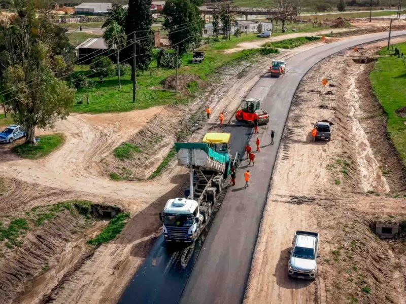 Avanza en un 58 por ciento la obra de pavimentación del acceso norte a Concepción del Uruguay