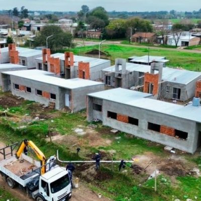 Esperanza: avanza la construcción de 14 viviendas en barrio La Orilla y se acerca el cierre de inscripción