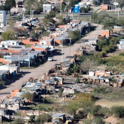 Crecimiento de asentamientos en zonas de riesgo hídrico de Santa Fe: un relevamiento muestra el avance en los barrios vulnerables