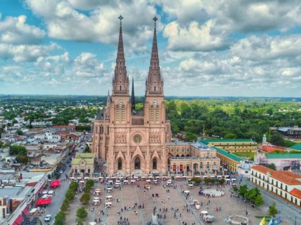 El Gobierno nacional destacó la visita del papa León XIV y confirmó el inicio de los preparativos