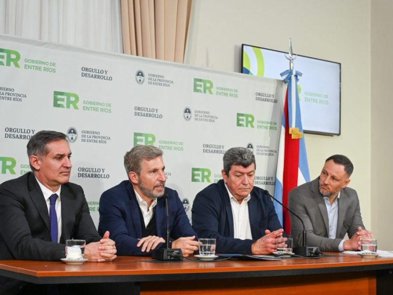 El IAPV y el Banco Entre Ríos firmaron un convenio para subsidiar tasas en créditos hipotecarios destinados a empleados públicos