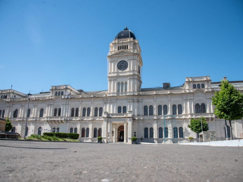 El programa provincial de desendeudamiento alcanzó a 2.921 trabajadores entrerrianos con desembolsos por 14.515 millones de pesos