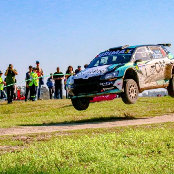 «Joda», «fábrica de fideos» y falta de respuestas: tenso debate en el Concejo por el Rally de Reconquista
