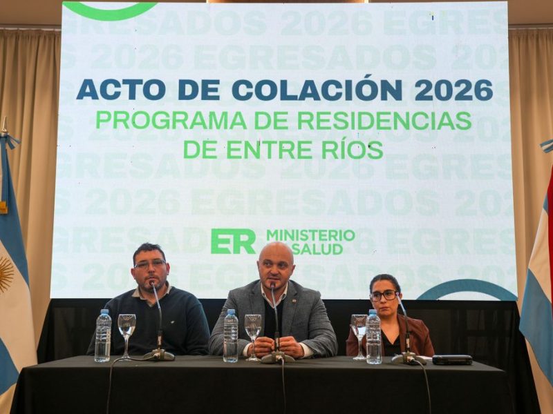 Egresaron 96 nuevos profesionales de salud en 17 especialidades