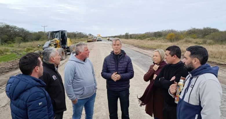 Seghezzo supervisó el inicio de la obra de repavimentación de la Ruta 83s en La Gallareta