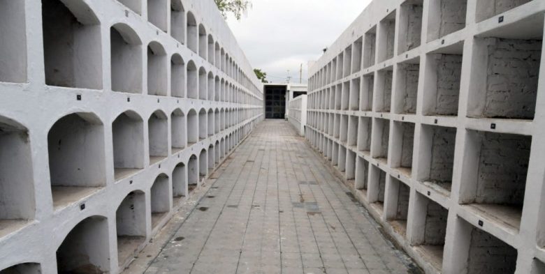 Escándalo en el Cementerio Municipal de Santa Fe: retiraron por error los restos de un vecino y hay explicación oficial