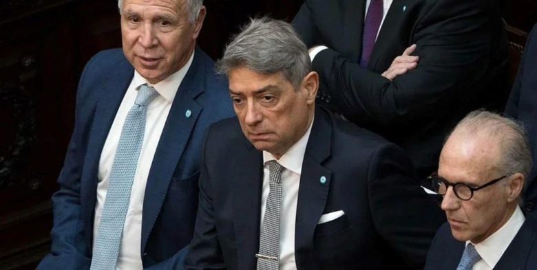 La Corte Suprema define el límite a las reelecciones indefinidas y evalúa los decretos del Poder Ejecutivo