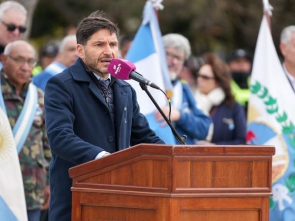 Pullaro llamó a honrar el legado de San Martín y el Brigadier López