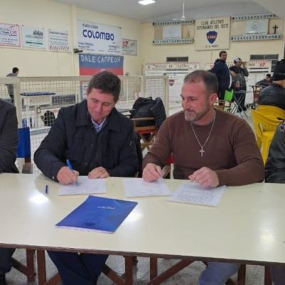Esperanza: el senador Pirola impulsa la construcción de dos nuevos natatorios