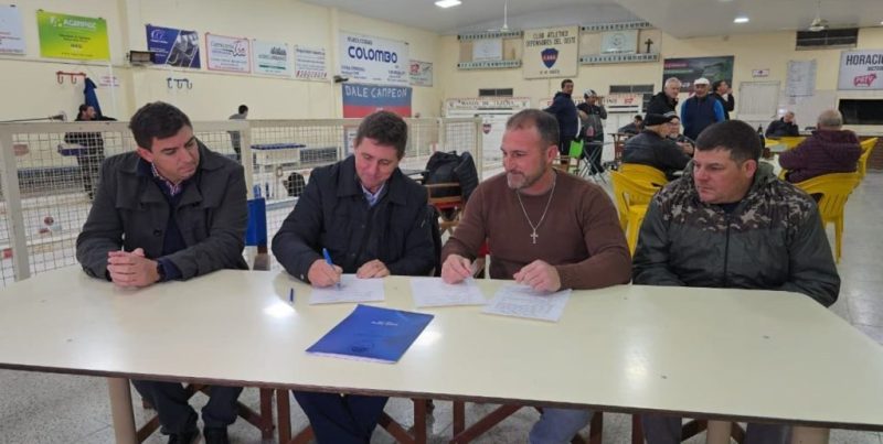 Esperanza: el senador Pirola impulsa la construcción de dos nuevos natatorios