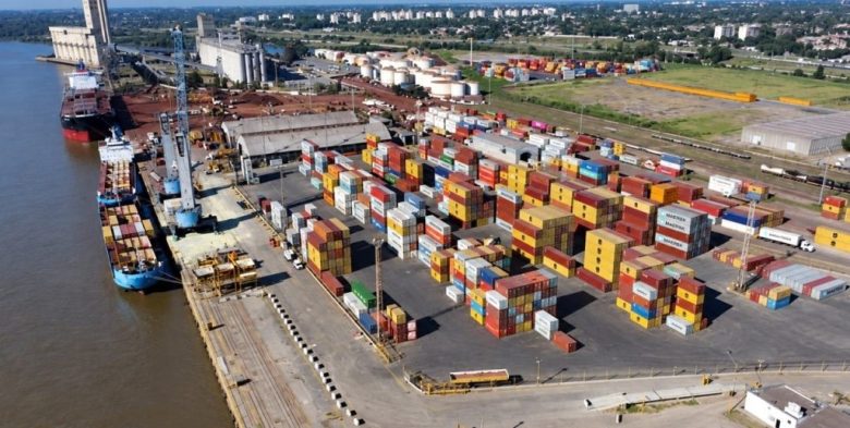 Ingreso de dólares: crece la liquidación de divisas mientras la economía desacelera su actividad