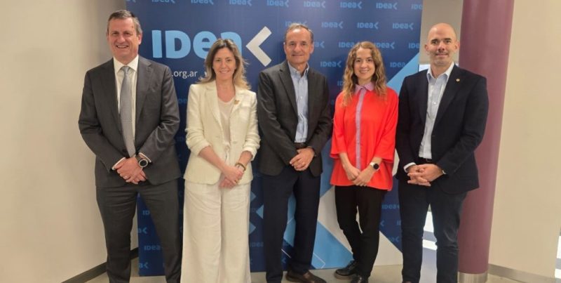 Empresarios analizan en foro nacional estrategias de competitividad