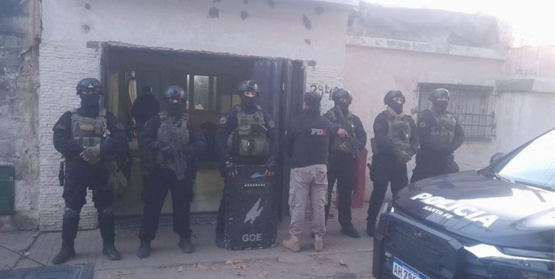 Detuvieron a un adolescente en Santa Fe imputado por tentativa de doble homicidio