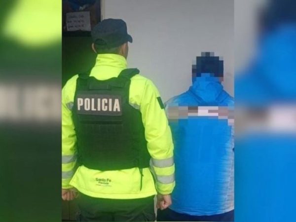 San Cristóbal: detuvieron a un hombre con cocaína y una balanza de precisión durante un operativo policial