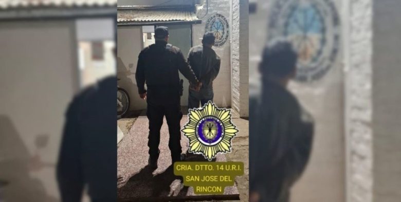 Detuvieron a un ladrón que ingresó a robar a una vivienda y se ocultó en un sommier