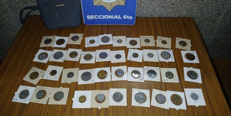 Robo de monedas de colección en Santa Fe: detuvieron a un joven tras un operativo policial