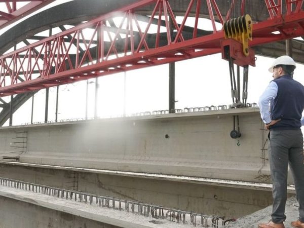 Pullaro supervisó el nuevo puente Santa Fe-Santo Tomé que alcanza el 74% de avance y prevén finalizar en 2027