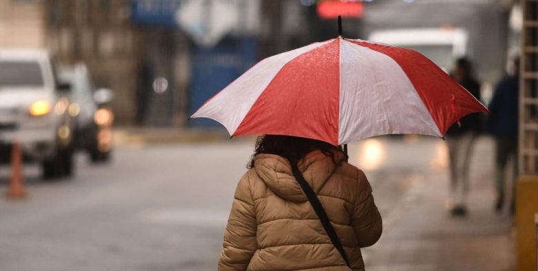 Alerta por tormentas fuertes y un brusco descenso de la temperatura en Santa Fe este viernes