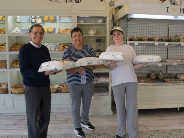 Barrio San Lorenzo: la Parroquia Cristo Obrero recibió los «pirulincos» donados por los goles de Colón