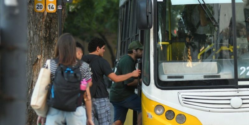 Colectivos en Santa Fe: cuánto costará el boleto tras el acuerdo paritario