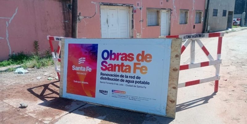 Obras en Fomento 9 de Julio: Aguas Santafesinas renueva las redes de agua potable en el barrio