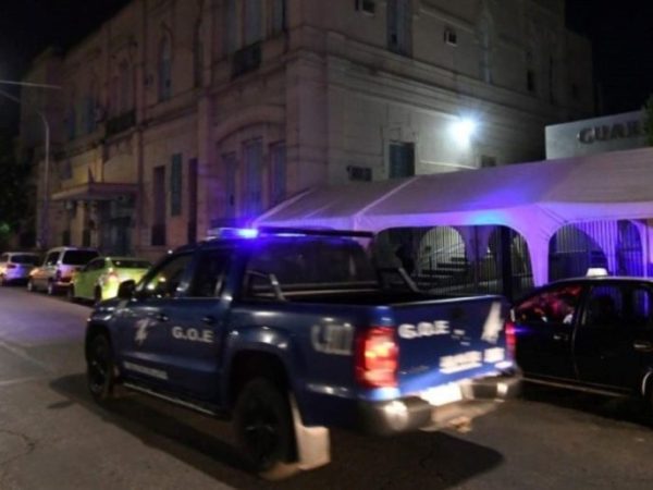 Barrio Las Flores: un hombre permanece en estado crítico tras ser brutalmente agredido