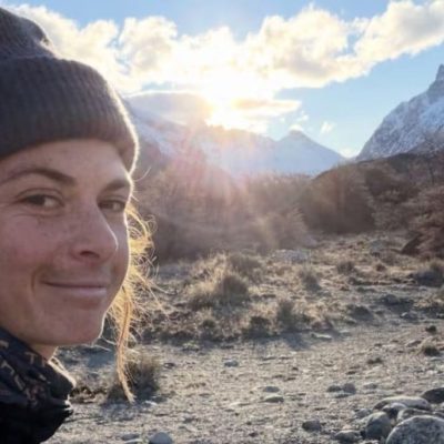 Tragedia en la cordillera: una turista francesa de 29 años murió tras una avalancha en Santa Cruz