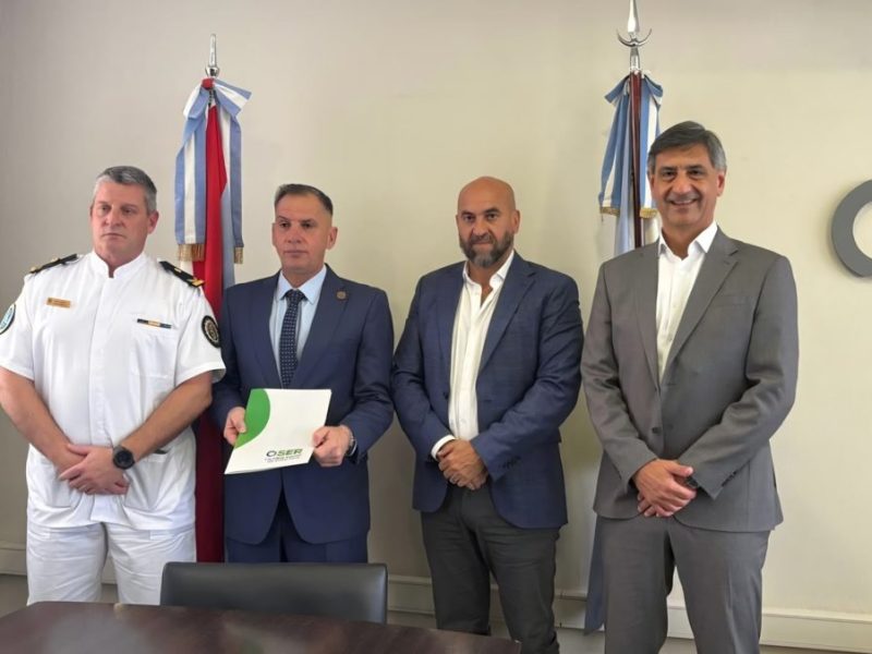 OSER y la Policía de Entre Ríos firman convenio para ampliar la atención a afiliados en nueve localidades desde el 1 de octubre