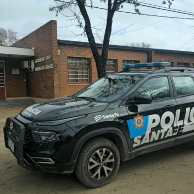 Reconquista: investigan una inscripción encontrada en el baño de una escuela