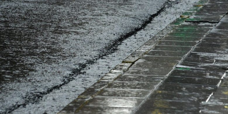 Temporal en Santa Fe: cuánto llovió en la ciudad y hasta cuándo rige el alerta amarillo