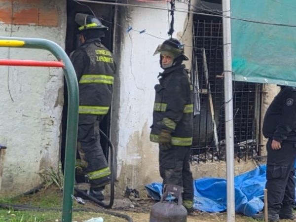 Incendio en una vivienda de la ciudad de Santa Fe: un niño fue trasladado al hospital de niños