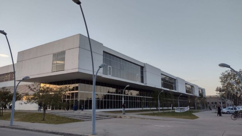Falleció el comunicador social que fue arteramente atacado en su casa de Vera