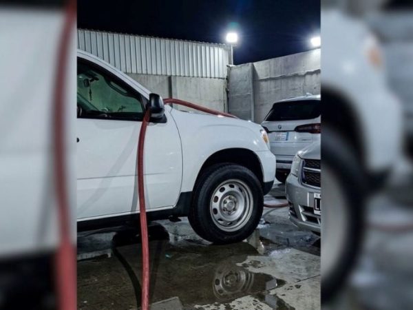 Voraz incendio destruyó una concesionaria de autos usados en el norte de la ciudad de Santa Fe