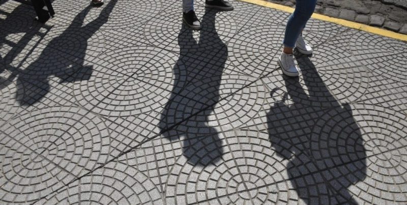 Casi la mitad de los desocupados en el país supera los seis meses en la búsqueda laboral