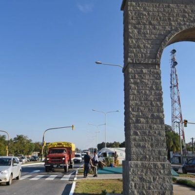 Detuvieron en San José del Rincón a un hombre armado que intentó ingresar a un comercio
