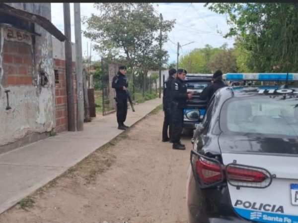 Detuvieron a cuatro personas tras tres hechos delictivos en Santa Fe