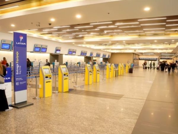 El Gobierno nacional extendió la concesión de Aeropuertos Argentina hasta 2056 y fijó inversiones millonarias