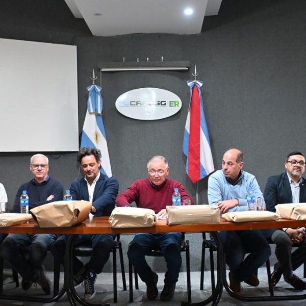 Cafesg abrió los sobres para licitar dos obras de infraestructura educativa en Concordia y San José