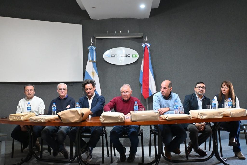 Cafesg abrió los sobres para licitar dos obras de infraestructura educativa en Concordia y San José