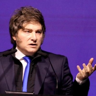 Adepa, la SIP y la Academia Nacional de Periodismo cuestionaron los ataques de Milei a la prensa