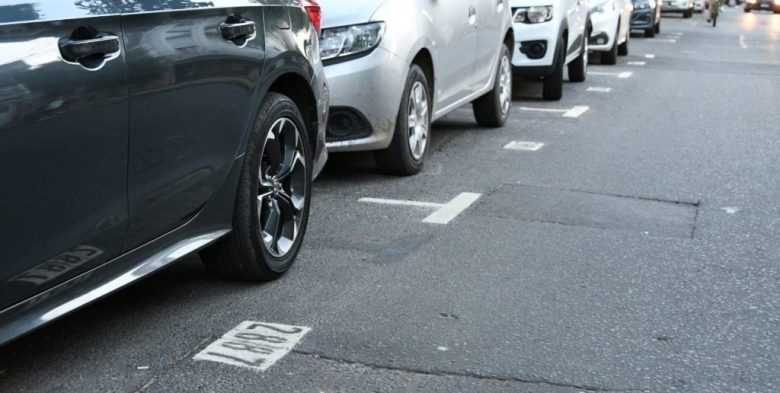 El municipio desestimó la multa a la Vecinal Candioti Sur por los carteles en la vía pública